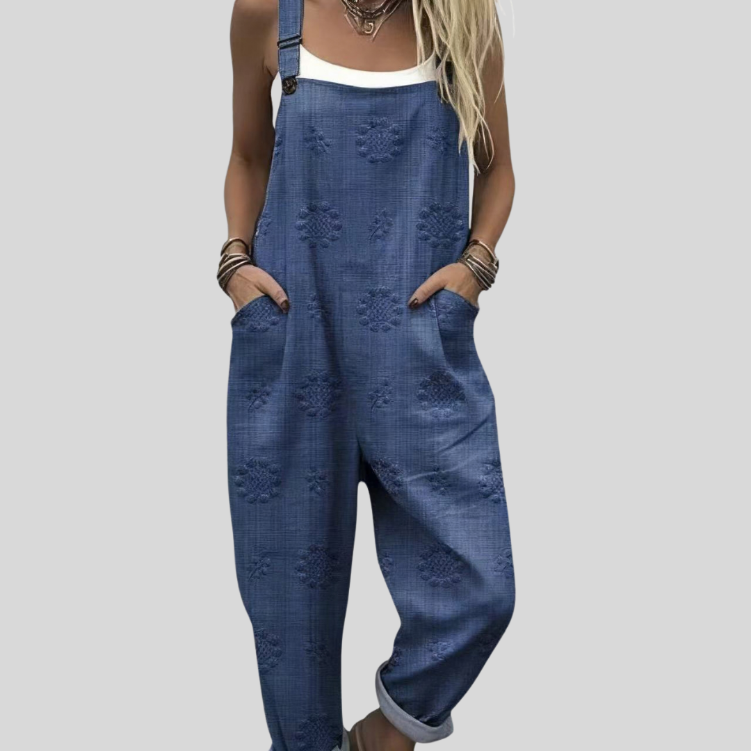 Light and happy dungarees
