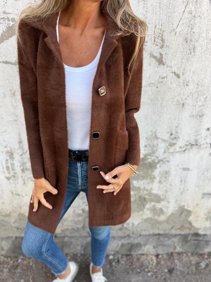 Cristina | Cappotto midi morbido con bottoni