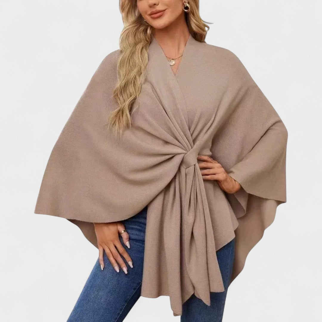 Eleonora | Poncho Morbido dalla Linea Elegante