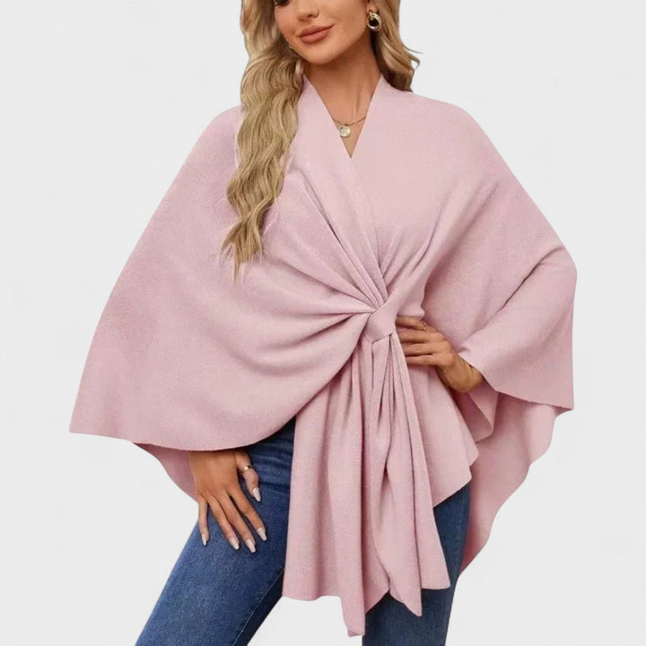 Eleonora | Poncho Morbido dalla Linea Elegante