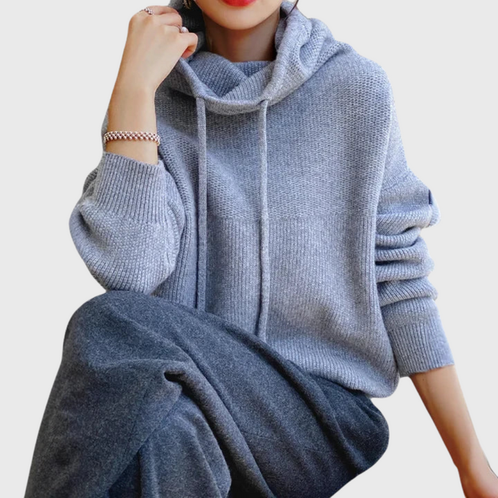 Bianca | Maglione a trecce con collo alto