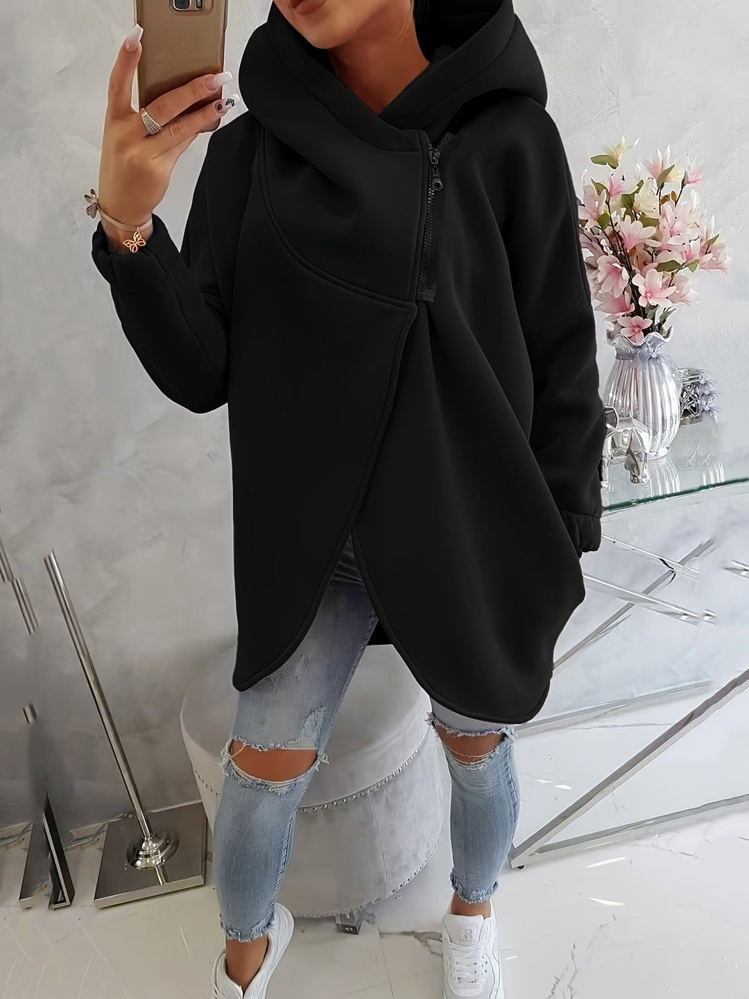 Ginevra | Felpa-Giacca Oversize con Cappuccio e Zip Asimmetrica