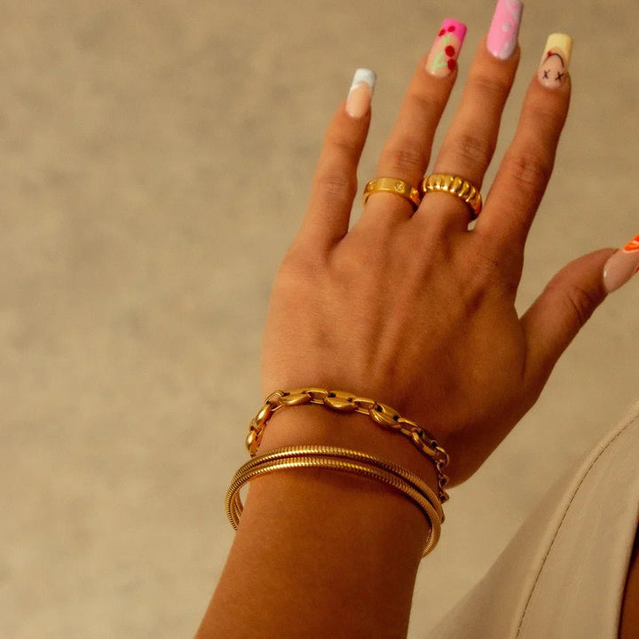 Amanda | Bracciale a spirale triplo placcato in oro 18 carati